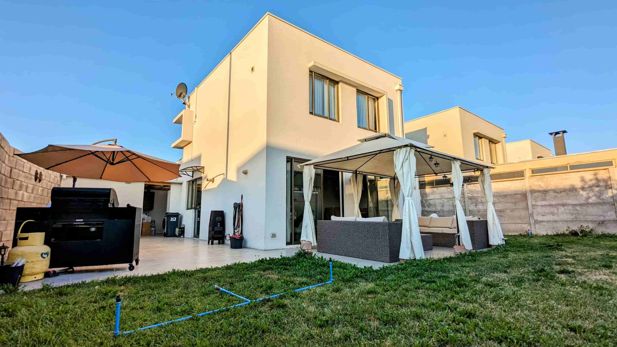 pxl 20250109 231838607~2